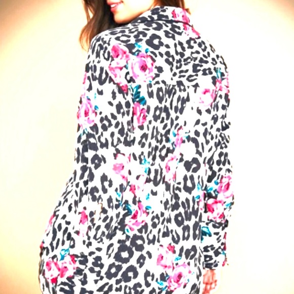 🆕🌼LANE BRYANT Animal Floral Print Top🌼 - Picture 6 of 12